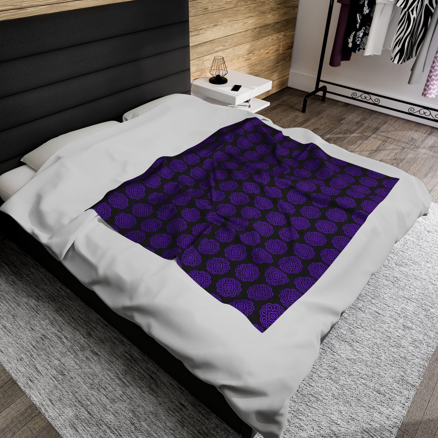 Hmong Velveteen Plush Blanket (black & purple)