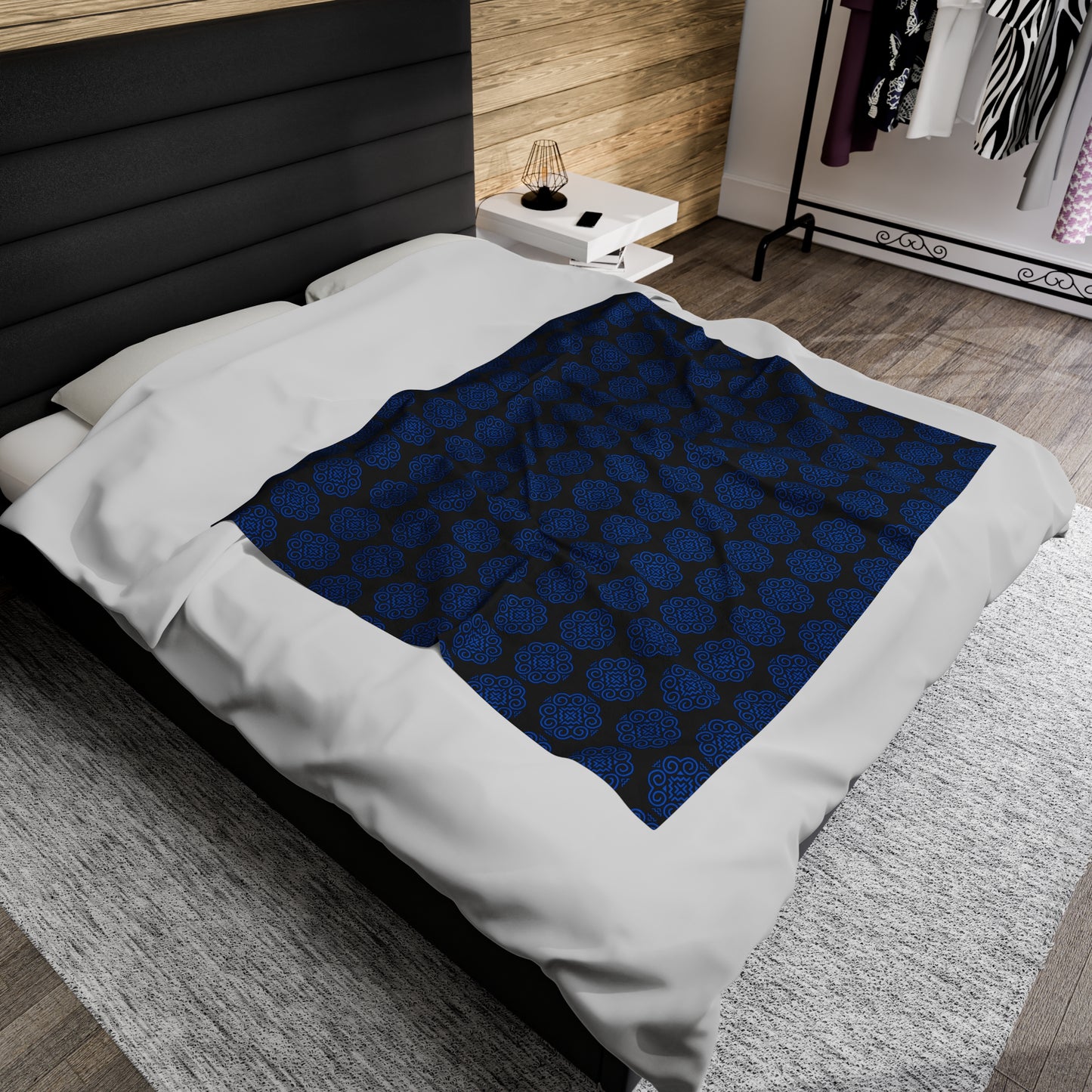 Hmong Velveteen Plush Blanket (black & blue)