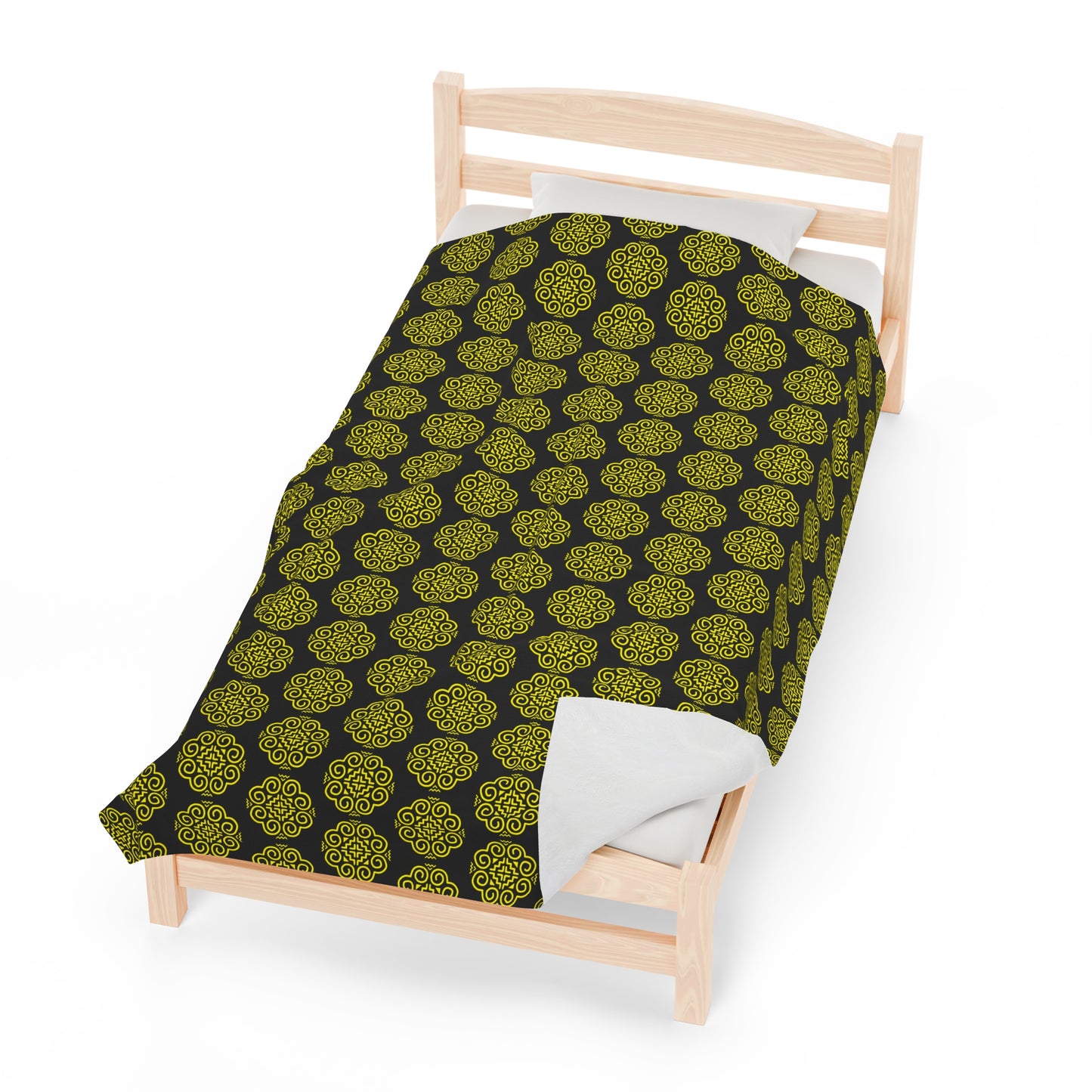 Hmong Velveteen Plush Blanket (black & yellow)
