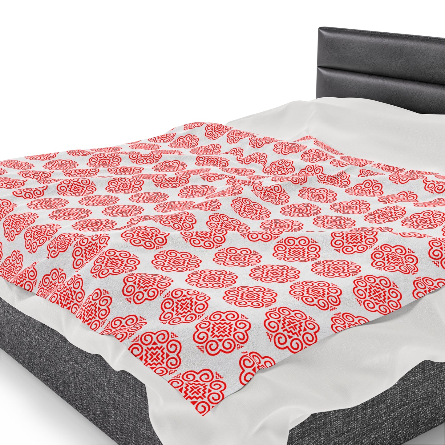 Hmong Velveteen Plush Blanket (white & red)