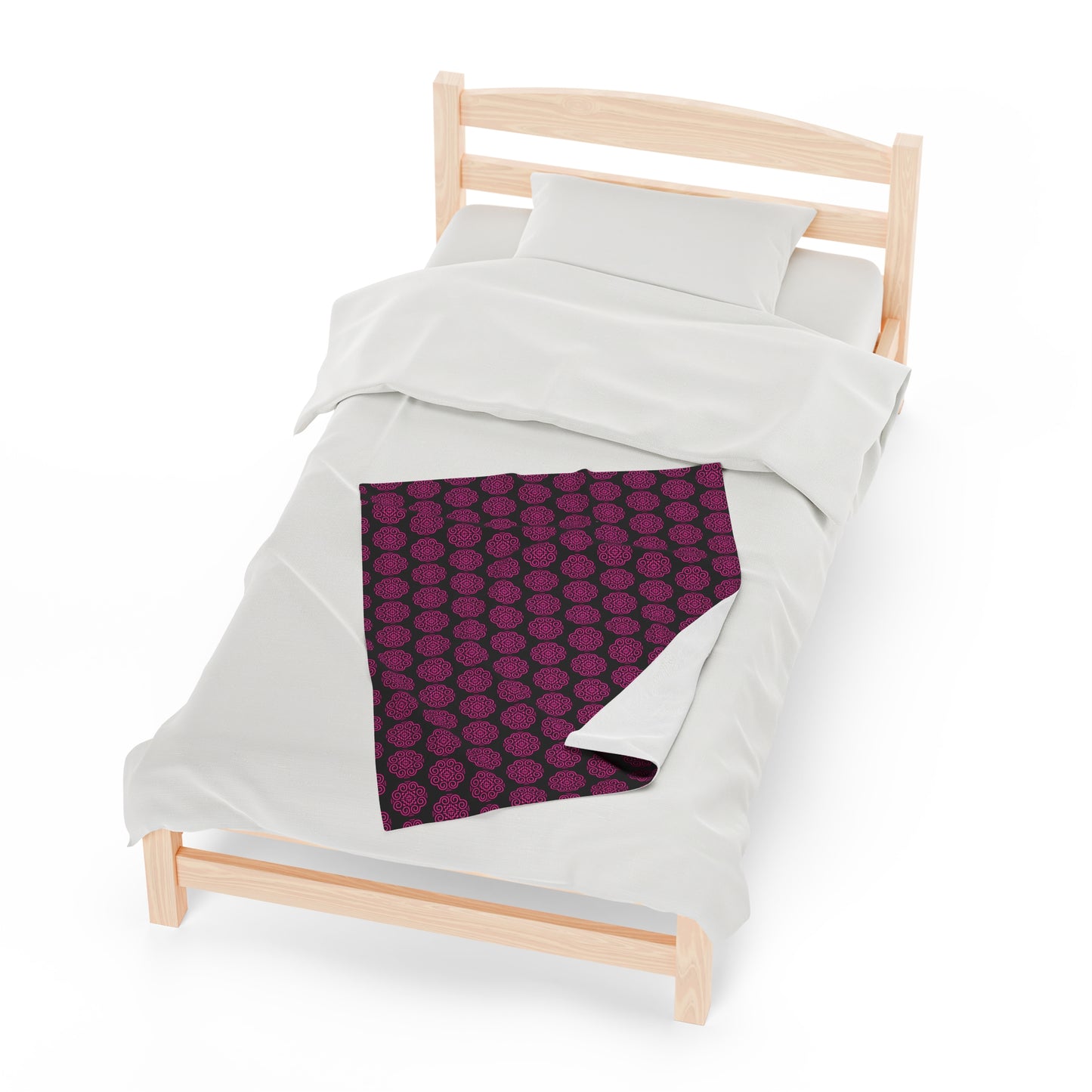 Hmong Velveteen Plush Blanket (black & pink)