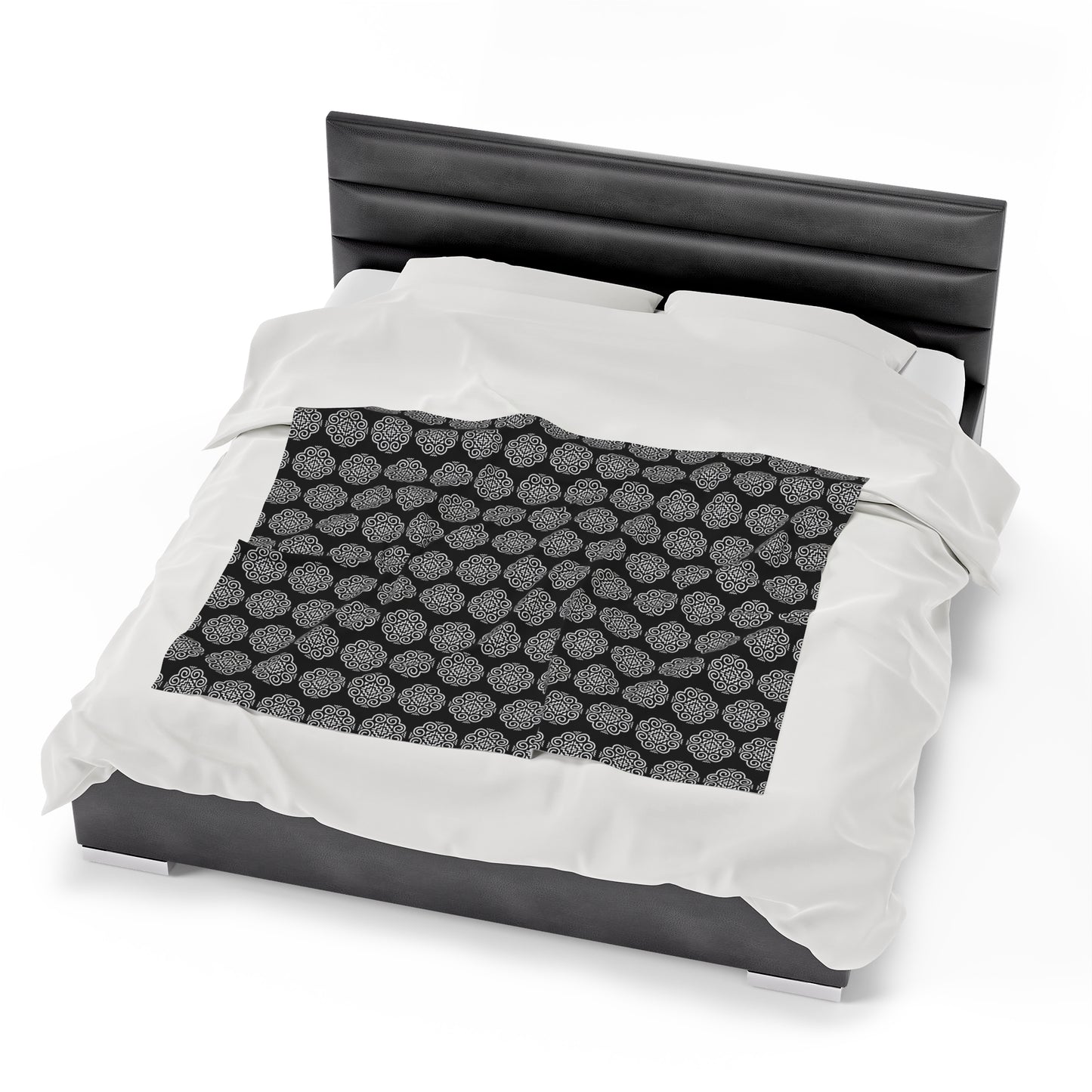 Hmong Velveteen Plush Blanket (black & white)