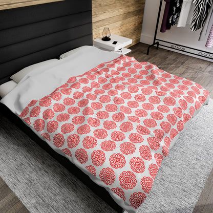 Hmong Velveteen Plush Blanket (white & red)