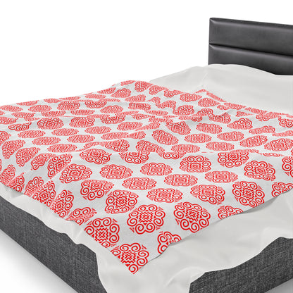 Hmong Velveteen Plush Blanket (white & red)