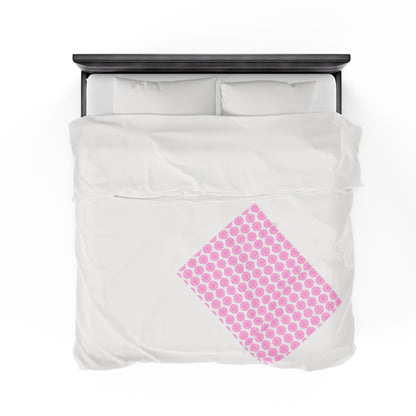 Hmong Velveteen Plush Blanket (white & pink)