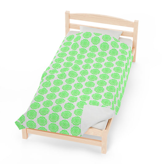 Hmong Velveteen Plush Blanket (white & green)