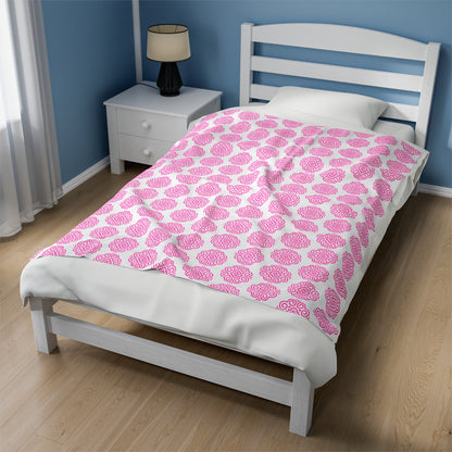 Hmong Velveteen Plush Blanket (white & pink)