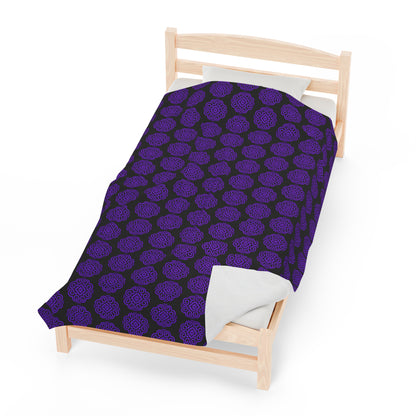 Hmong Velveteen Plush Blanket (black & purple)