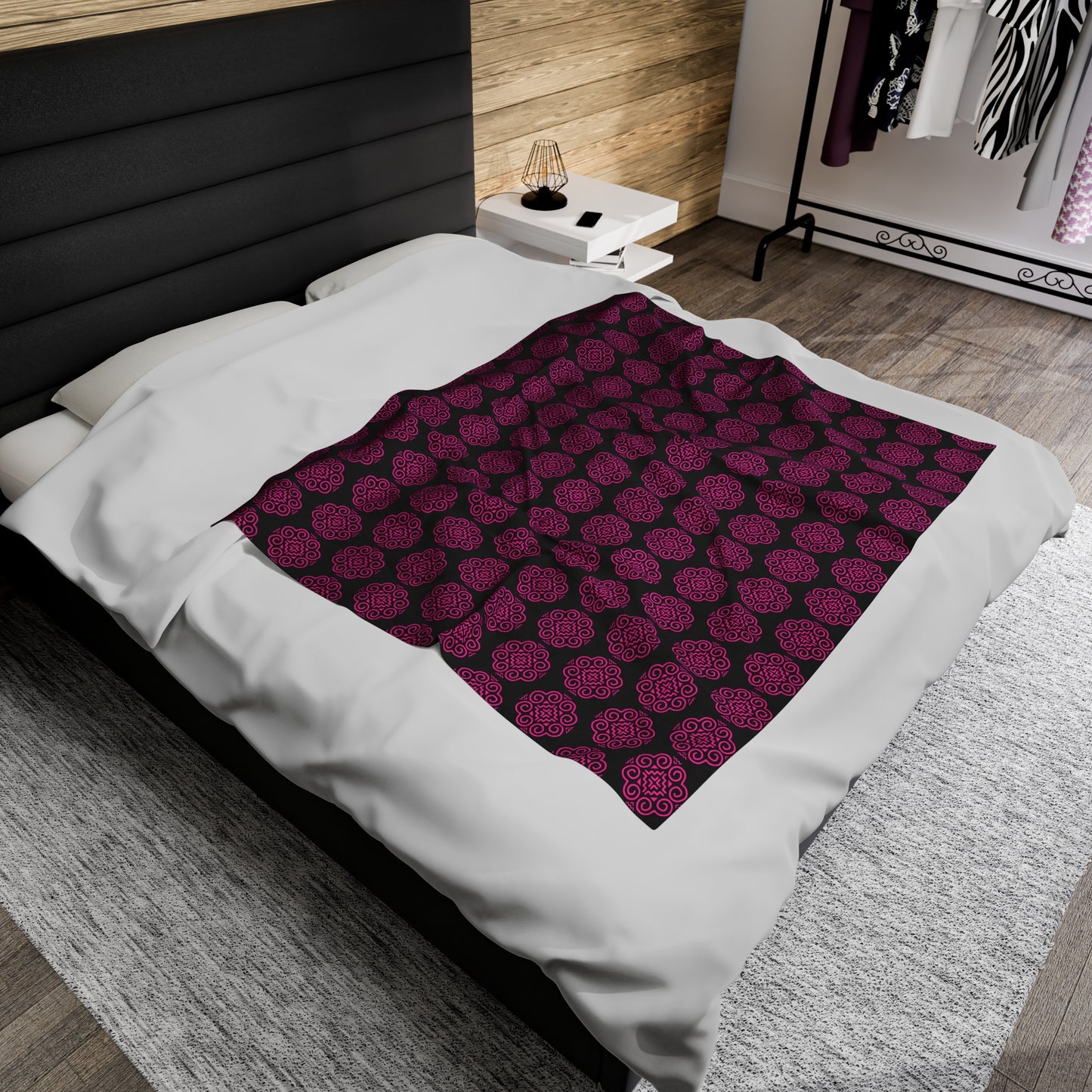 Hmong Velveteen Plush Blanket (black & pink)